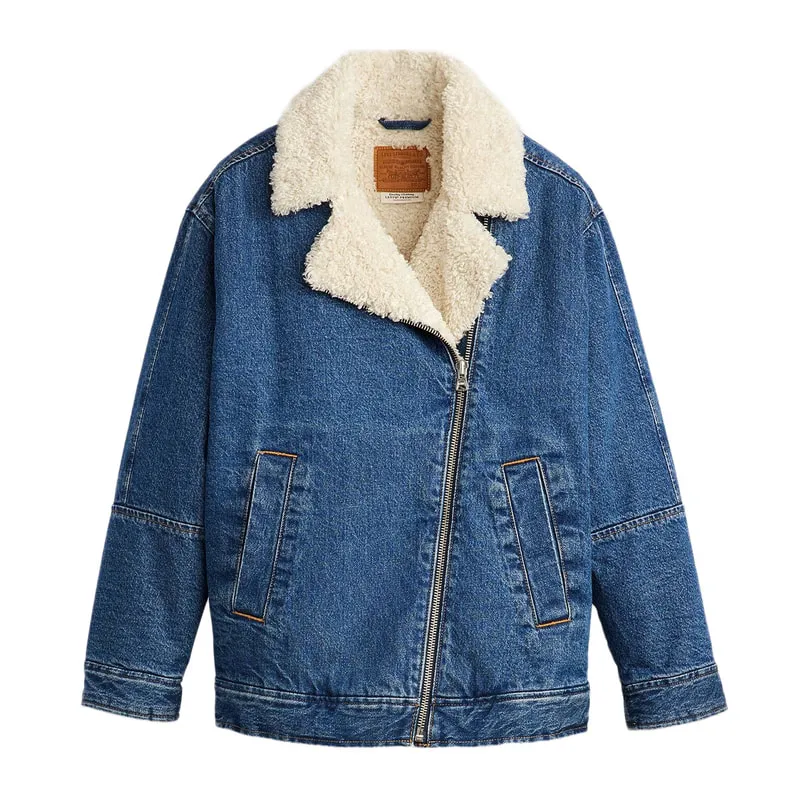 Jacket with relaxed fit lining