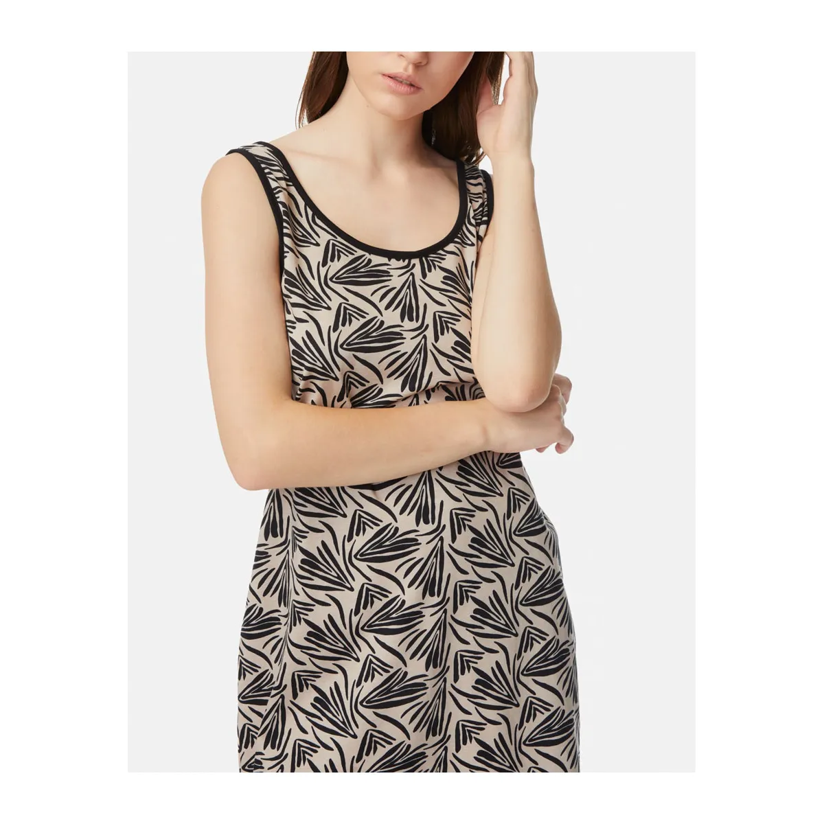 Mocha sleeveless nightgown