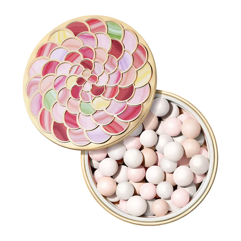 Météorites Light-Revealing Pearls Of Powder