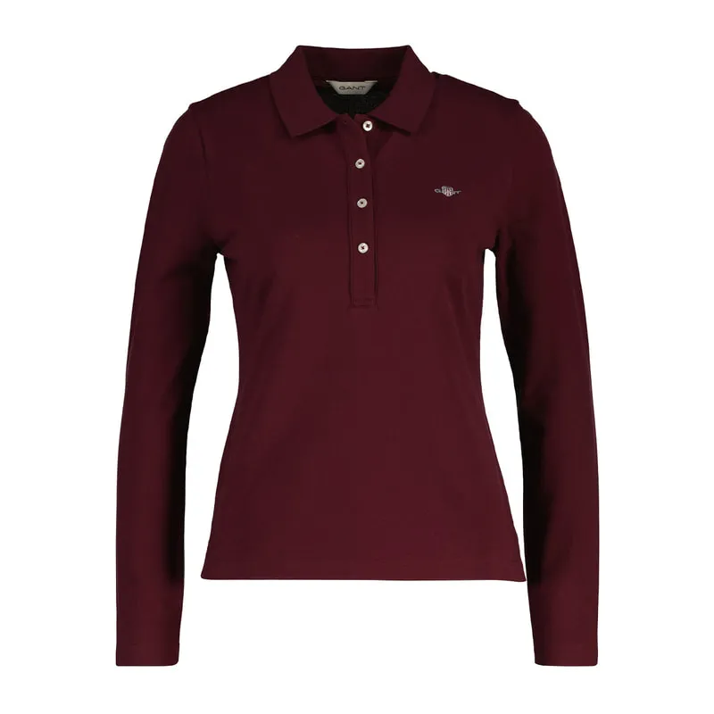 Polo shirt with embroidered logo