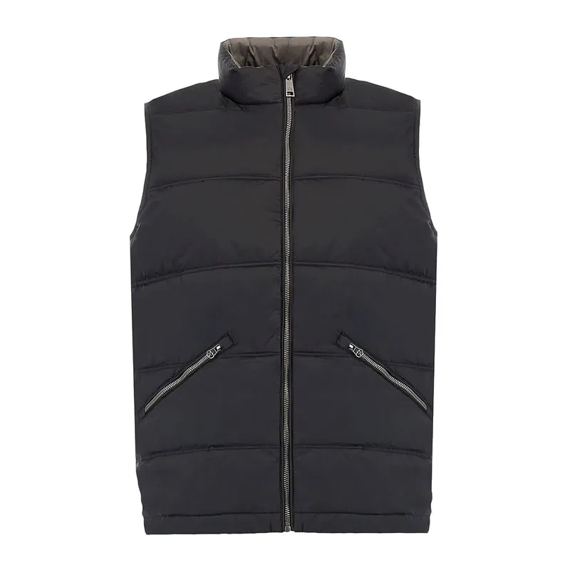 Sleeveless puffer jacket