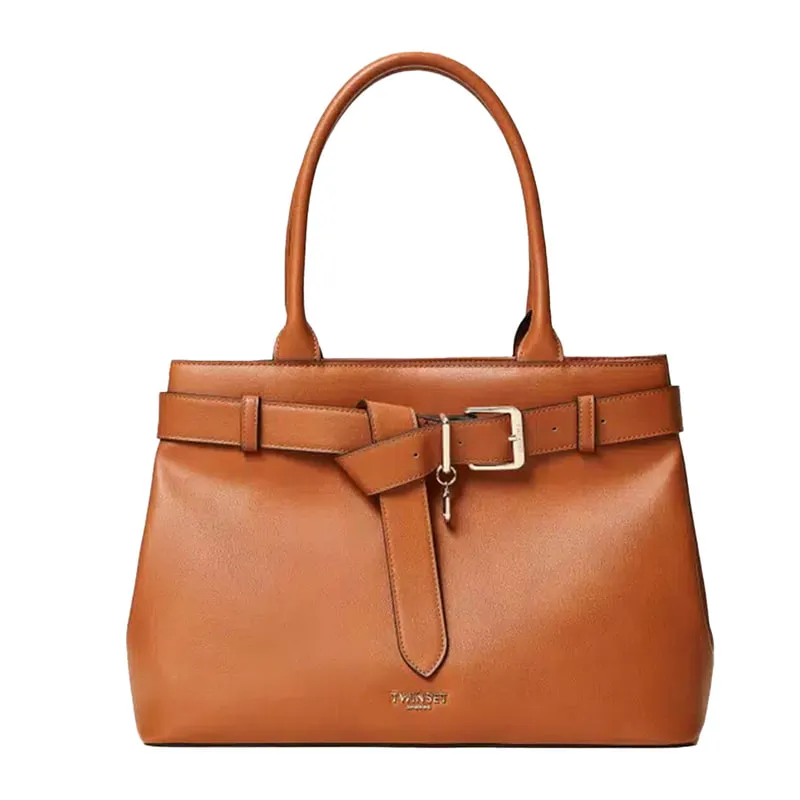 Voyage shopper bag with decorative belt