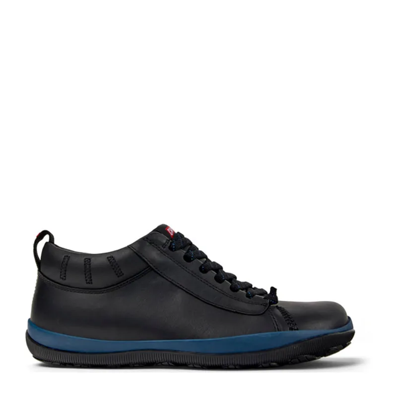 Trail Yard Sneakers