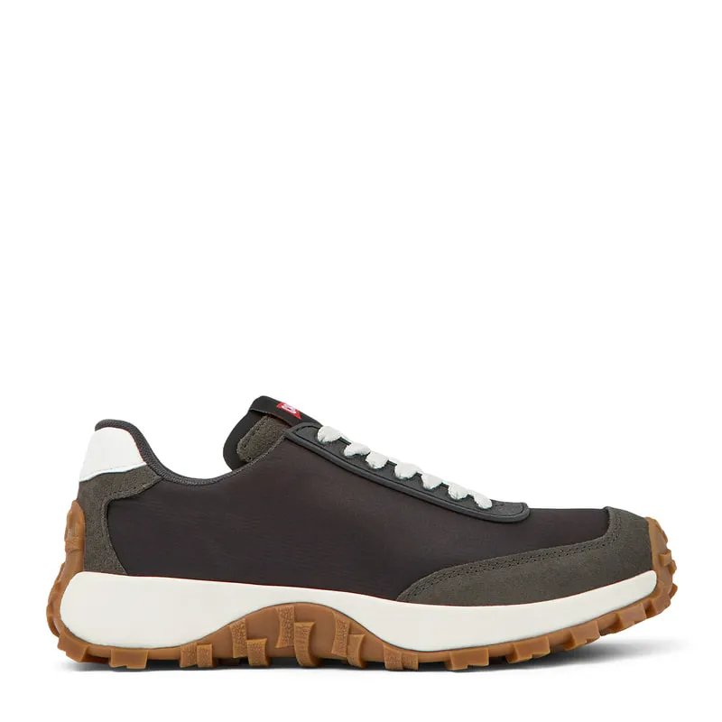 Leather sneakers