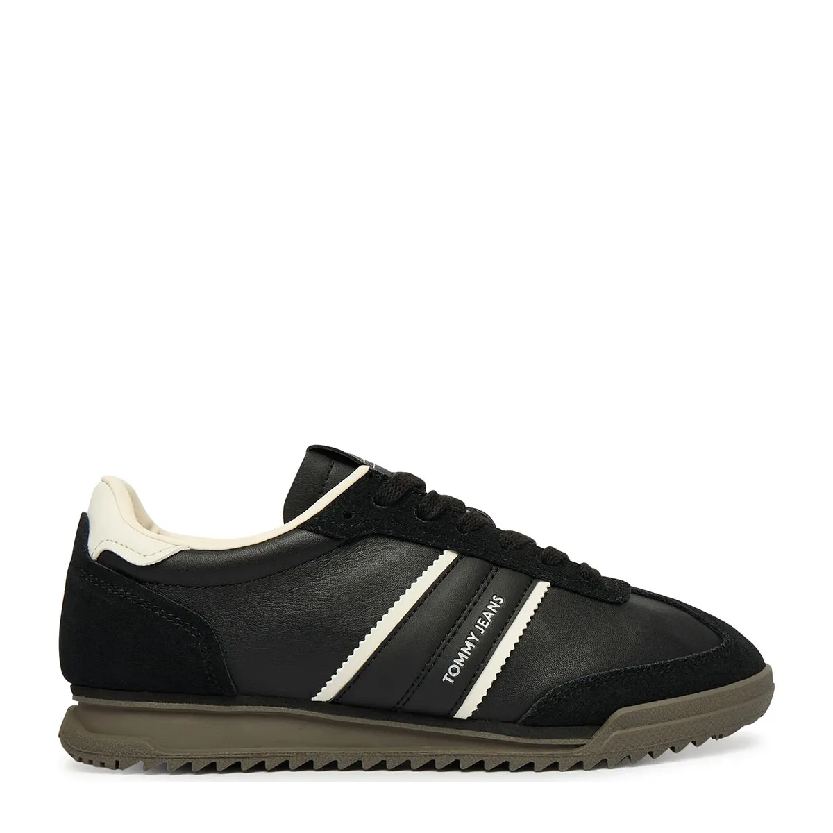 Women's sneakers