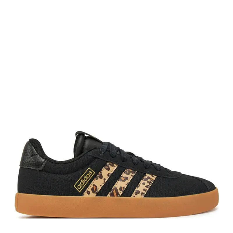 Womens sneakers