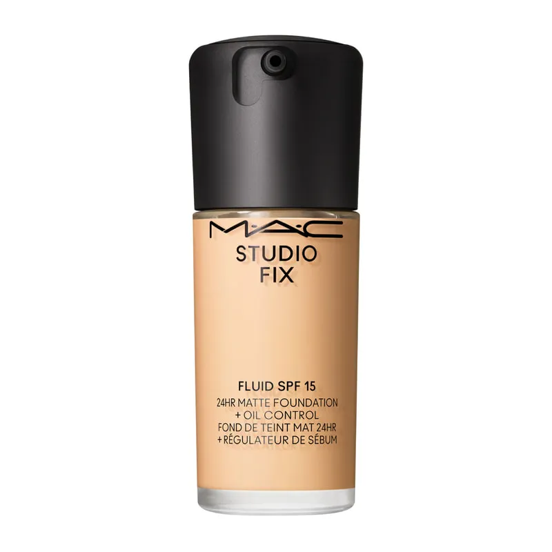 Studio Fix Fluid SPF 15 24HR Matte Foundation + Oil Control