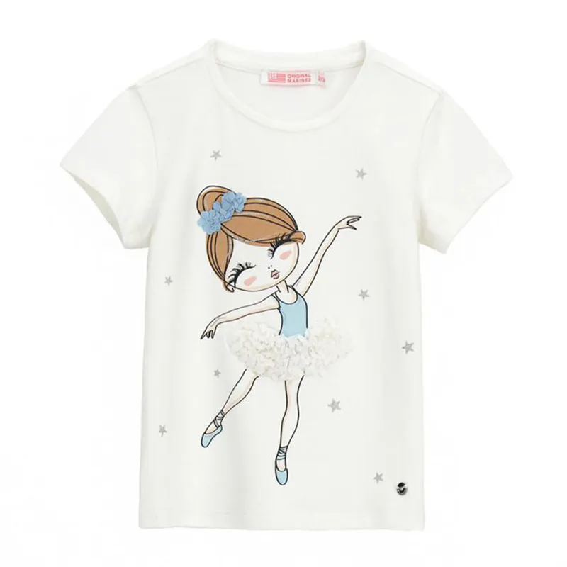 T-shirt with 3d design