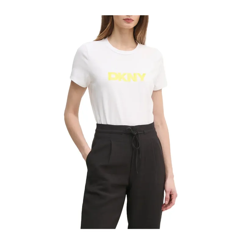 T-Shirt with logo patch