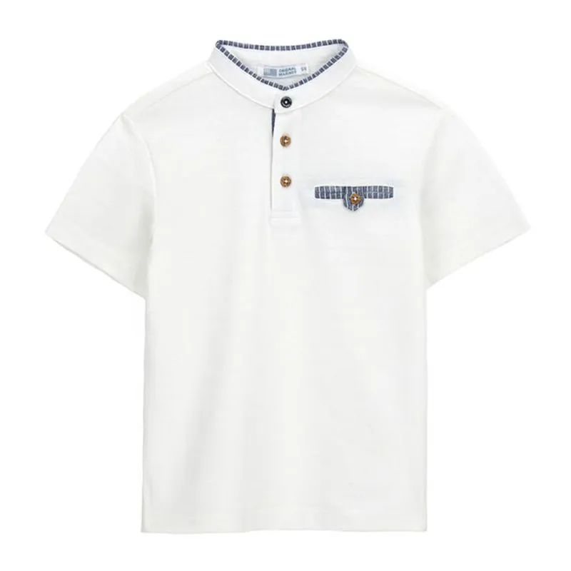 T-shirt with slits