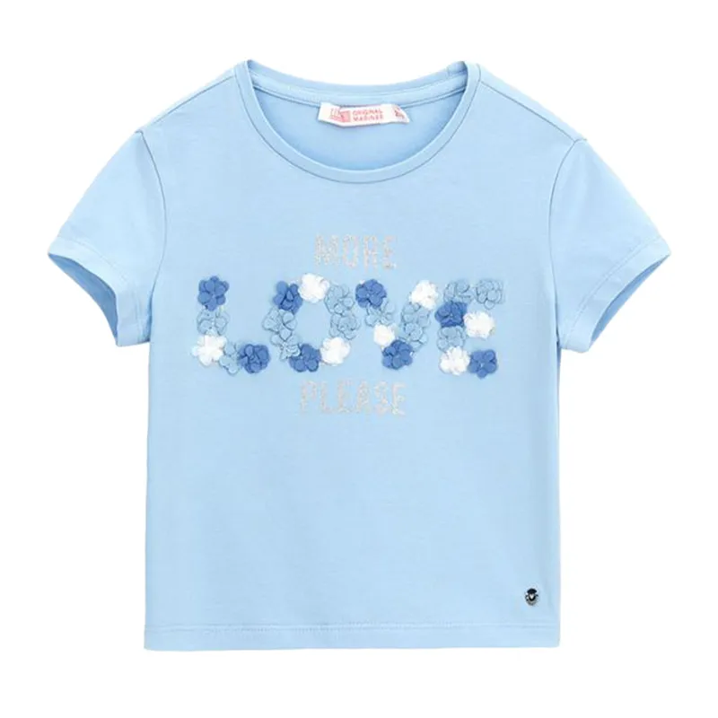 T-shirt with appliqu? design