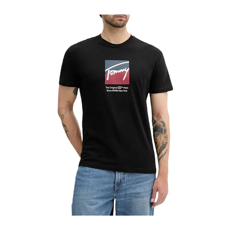 T-shirt with logo