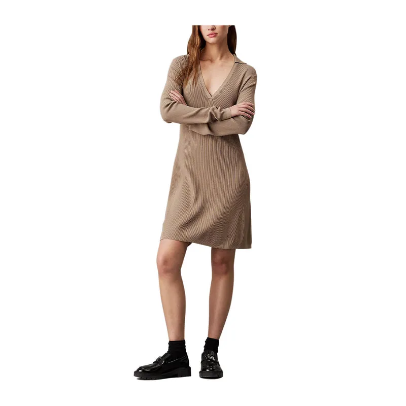 Dress with collar and V-neck