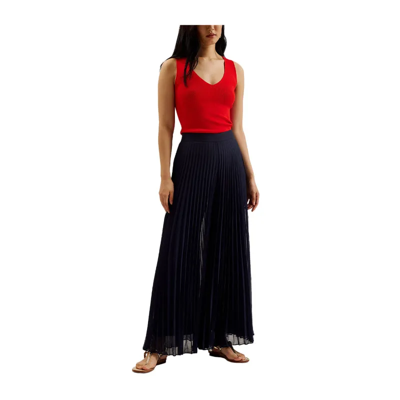 Yoshino Wide Leg Pleat Trouser