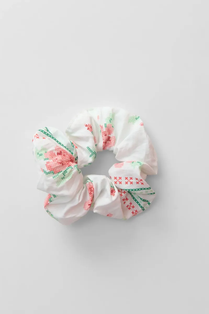 Ariel Scrunchie (Cross Stitch)