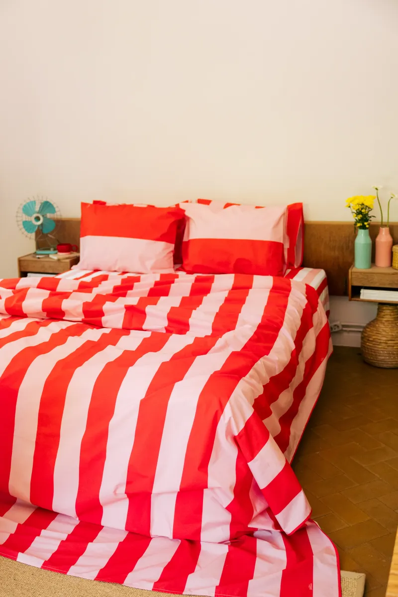 Flat Sheet (Red Pink)