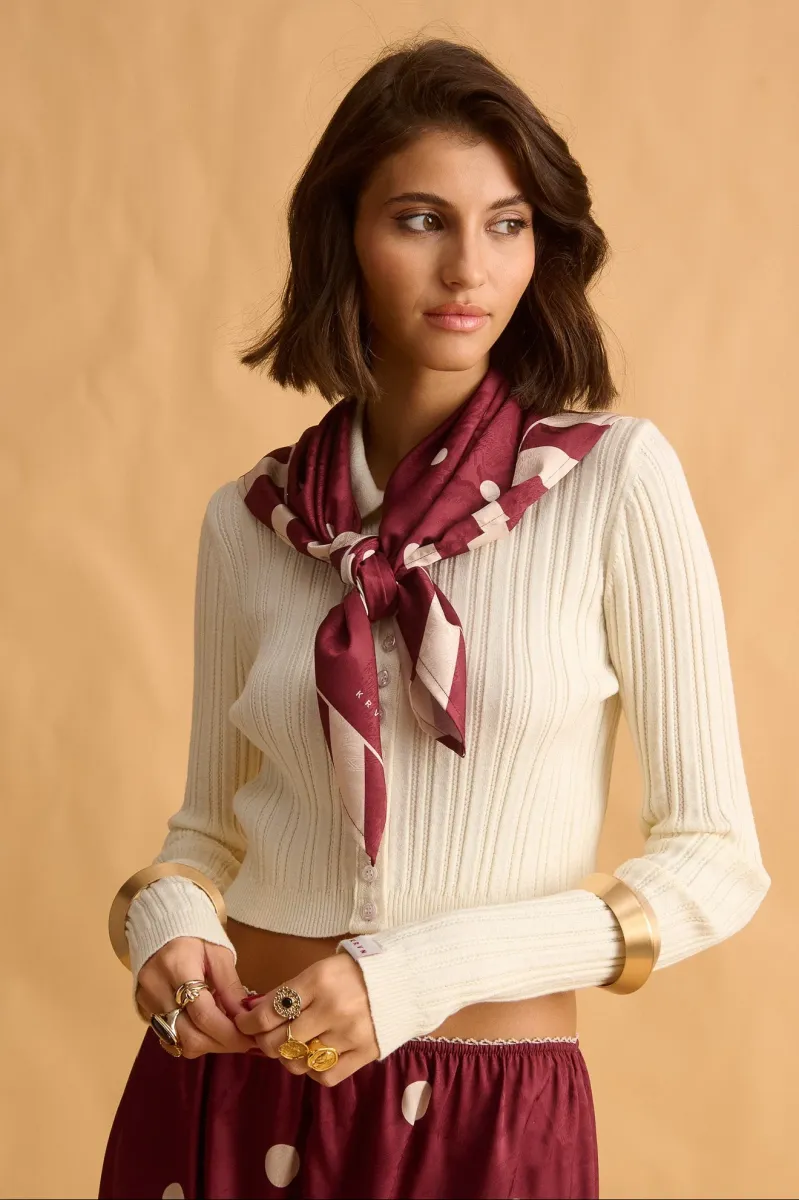 Vivian Scarf (Bordeaux)
