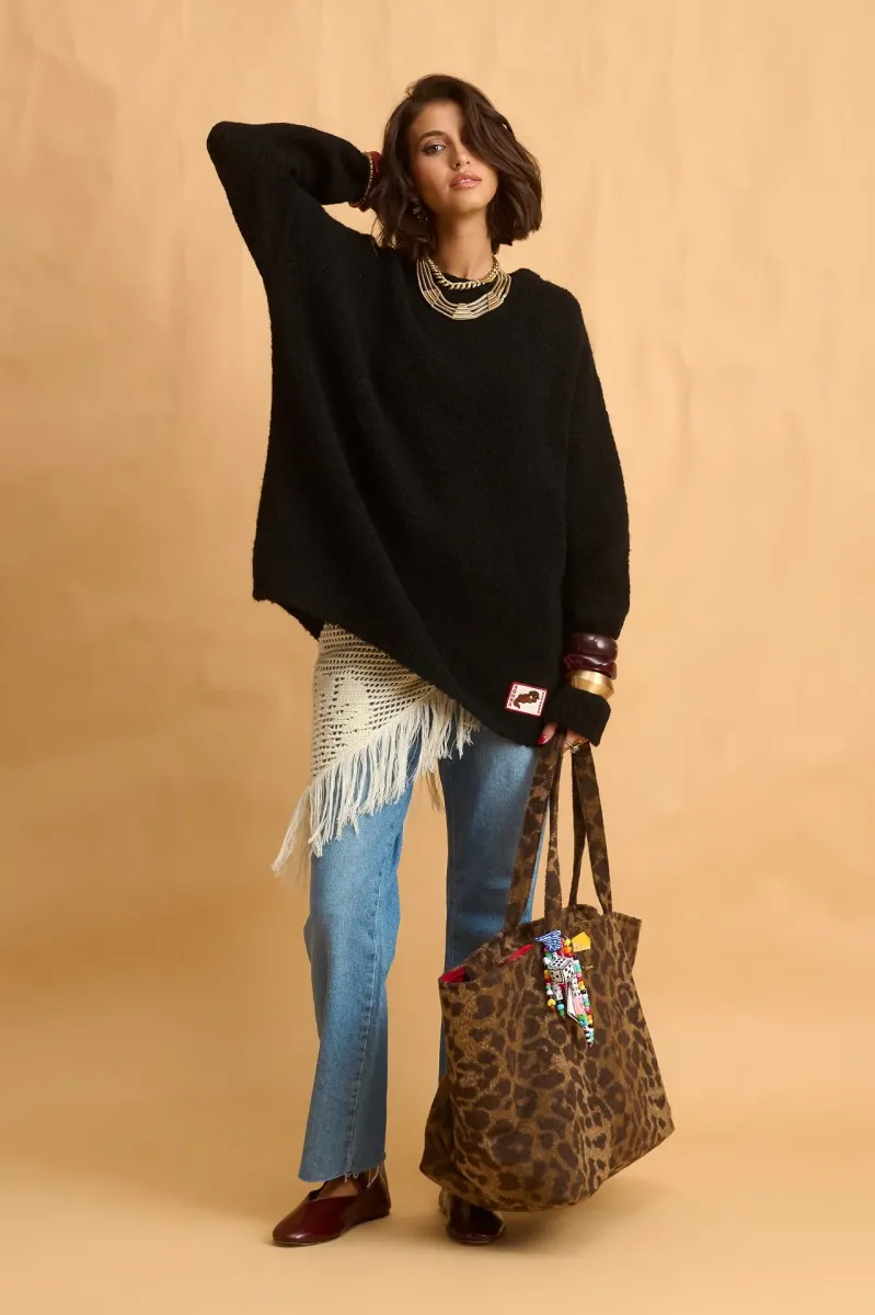 Zoe Pullover (Black)