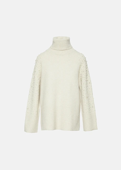 Πουλόβερ με πέρλες σε άνετη γραμμή