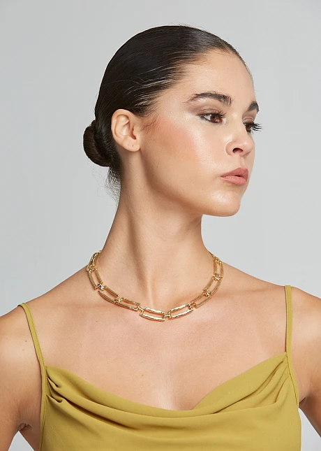 Αλυσίδα κολιέ σε χρυσή όψη