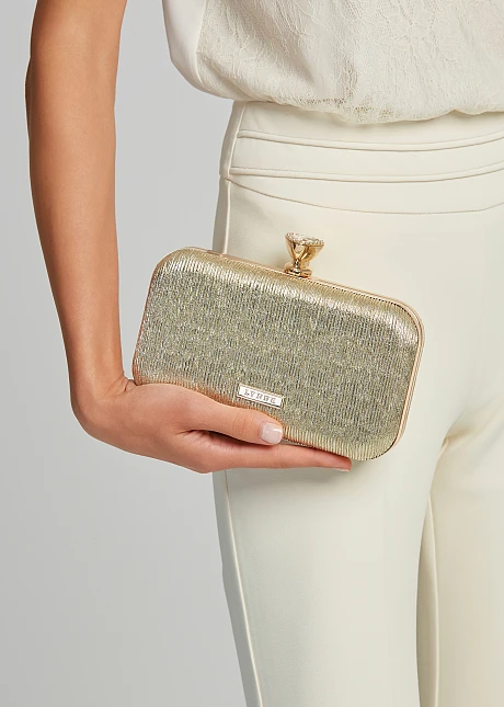 Γκοφρέ clutch τσάντα σε χρυσή όψη