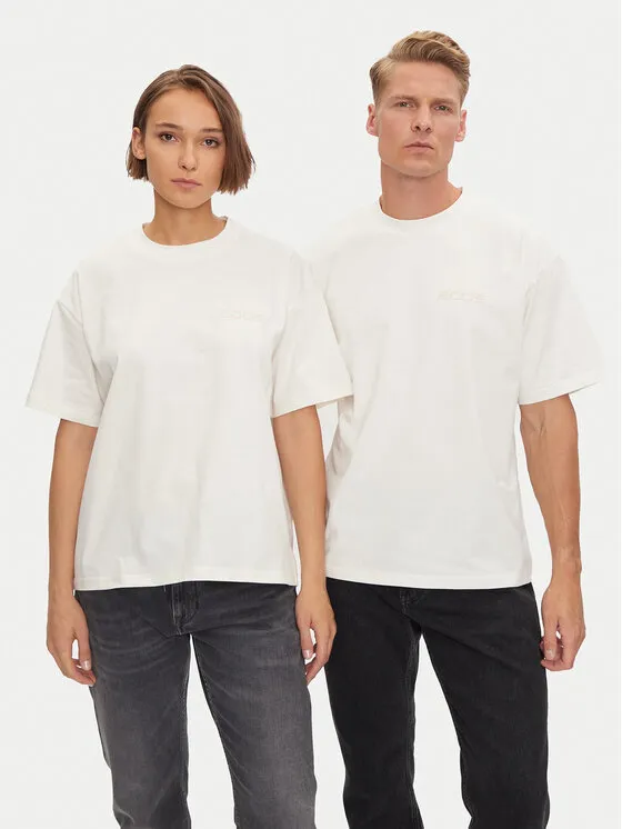 2005 T-Shirt · Εκρού