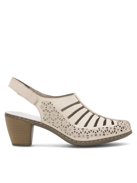 Κλειστά παπούτσια · Μπεζ · 6.5 cm