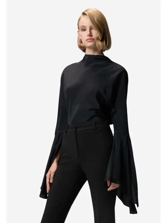 Μπλουζάκι · Μαύρο