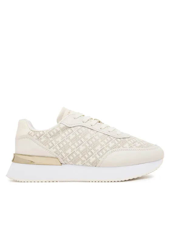 Αθλητικά · Εκρού