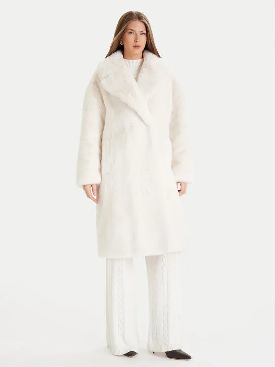 Γούνα · Εκρού