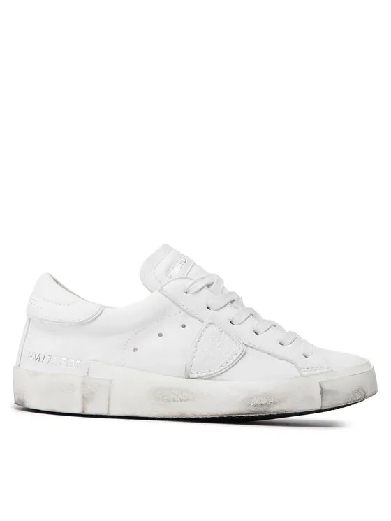 Αθλητικά · Λευκό