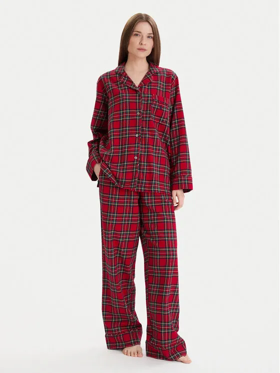 Πιτζάμα · Κόκκινο