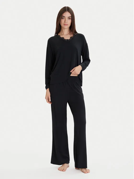 Πιτζάμα · Μαύρο