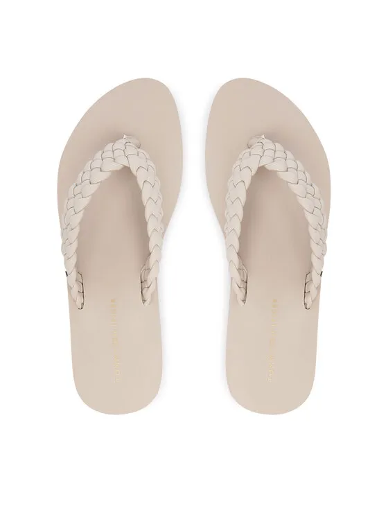 Σαγιονάρες · Εκρού