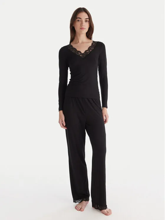 Πιτζάμα · Μαύρο