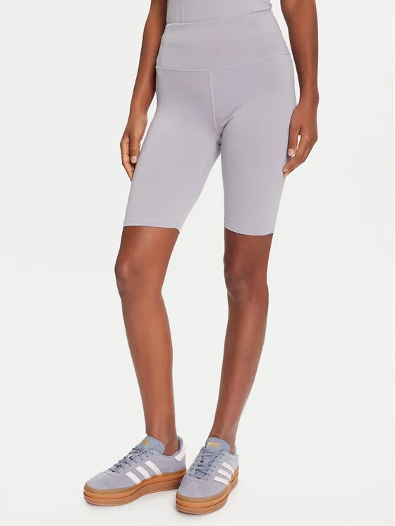 Αθλητικό σορτς · Μωβ