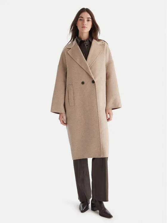 Μάλλινο παλτό · Μπεζ