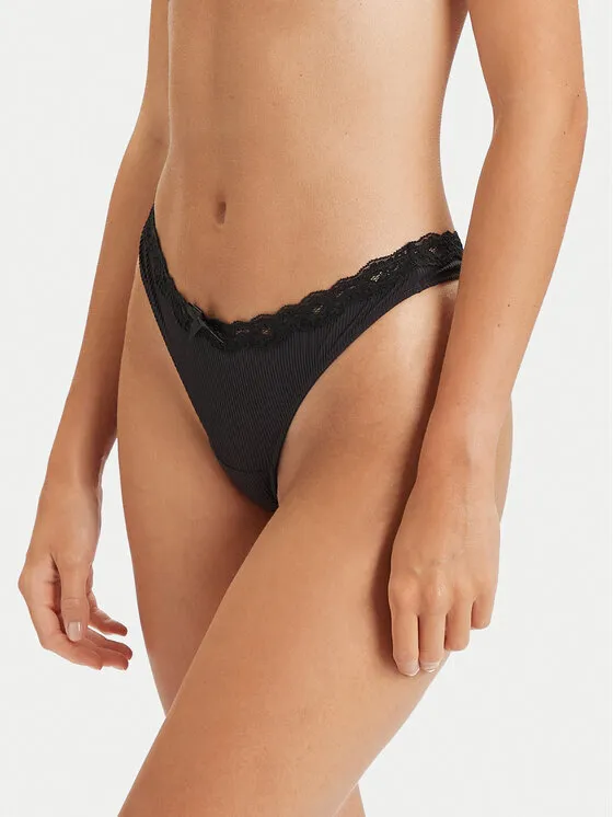 Στρίνγκ · Μαύρο