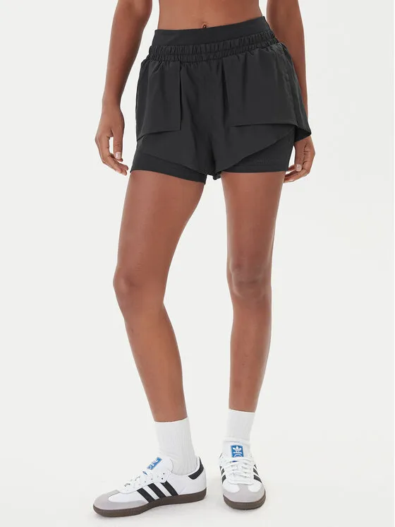 Αθλητικό σορτς · Μαύρο