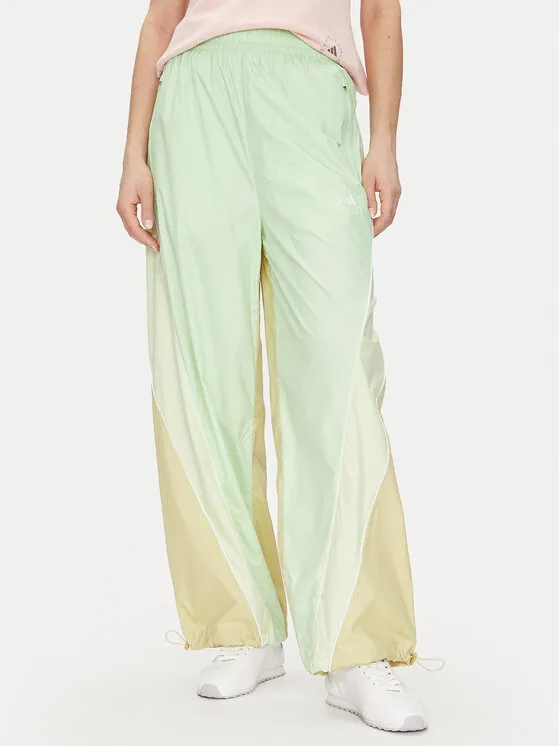 adidas by Stella McCartney Παντελόνι φόρμας · Πράσινο · Relaxed Fit