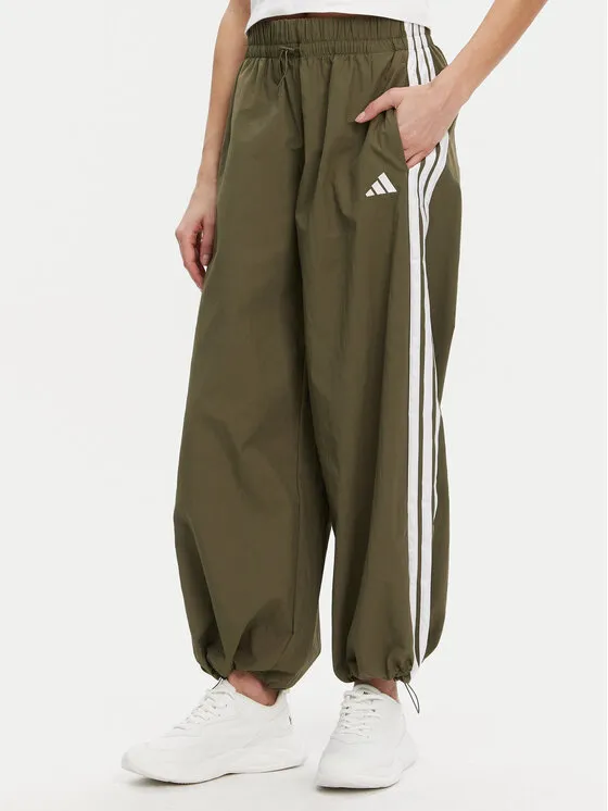 Παντελόνι φόρμας · Πράσινο · Relaxed Fit