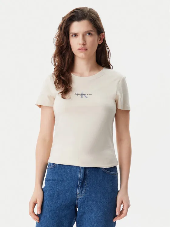 T-Shirt · Μπεζ