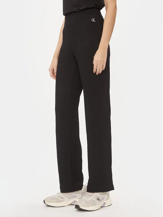Πλεκτό παντελόνι · Μαύρο · Regular Fit
