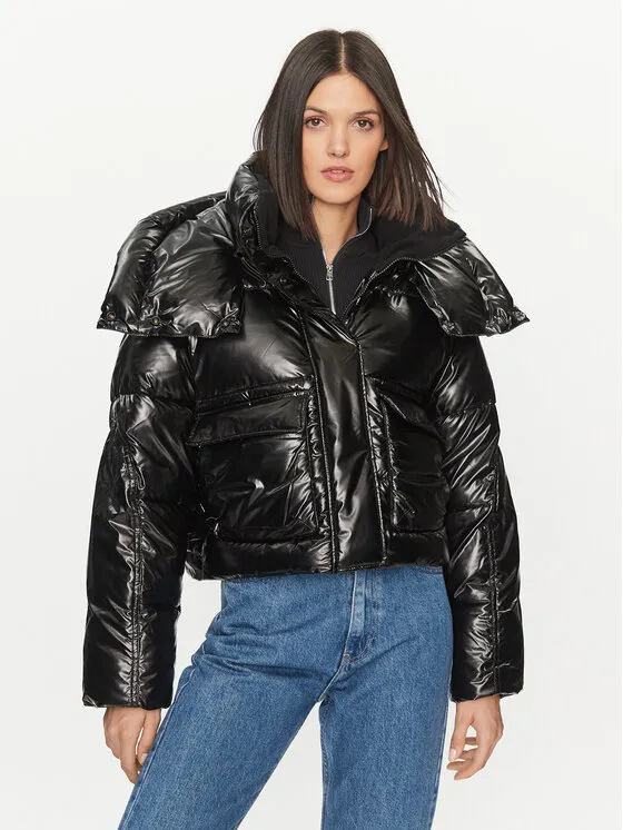 Calvin Klein Jeans Μπουφάν χειμωνιάτικο · Μαύρο