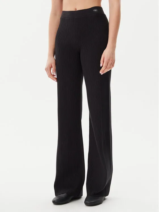 Πλεκτό παντελόνι · Μαύρο · Slim Fit