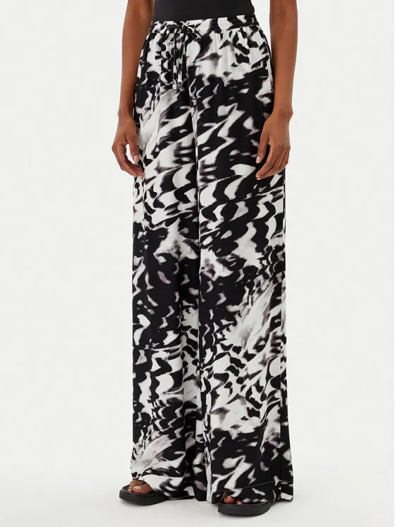 Calvin Klein Swimwear Παντελόνι Palazzo · Μαύρο · Relaxed Fit