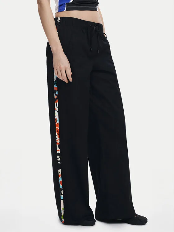 Παντελόνι υφασμάτινο · Μαύρο · Regular Fit
