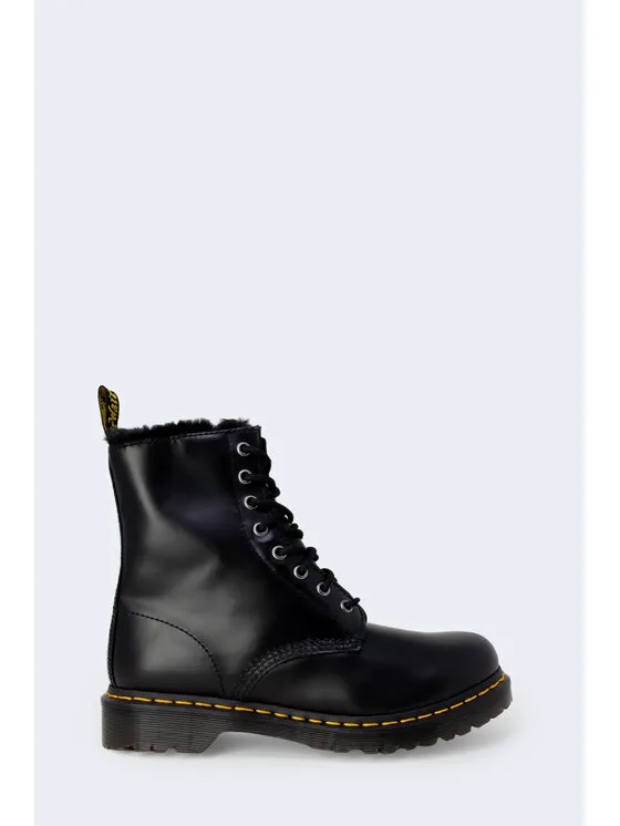 Dr. Martens Παπούτσια · Μαύρο