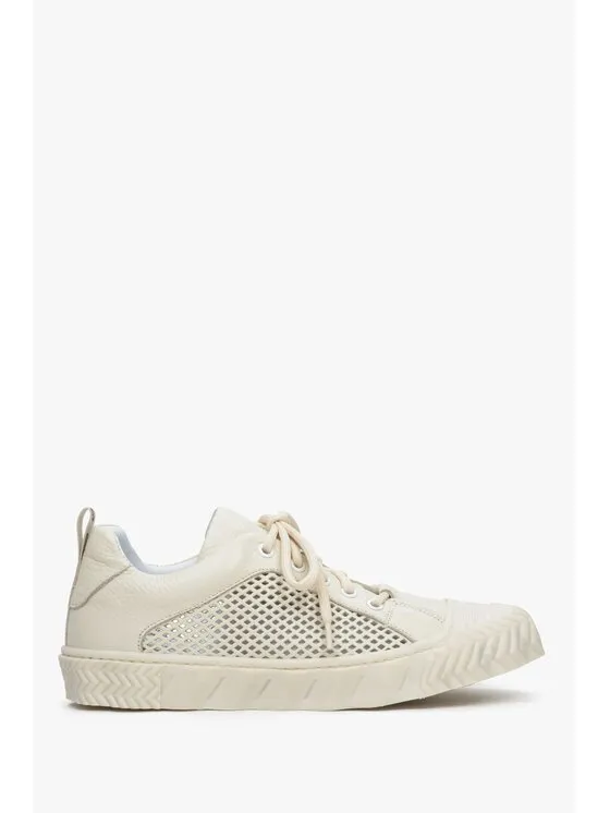 Sneakers · Μπεζ