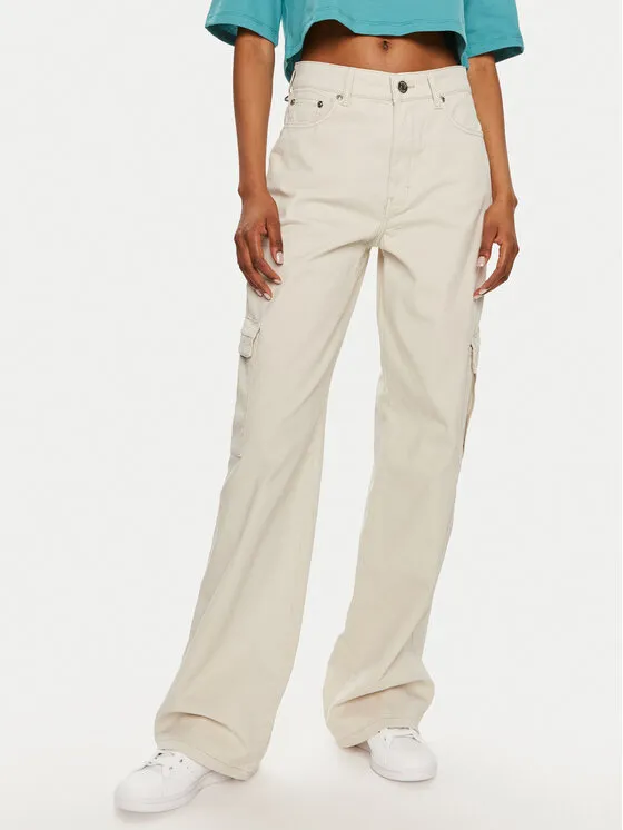 Gestuz Παντελόνι υφασμάτινο · Μπεζ · Regular Fit